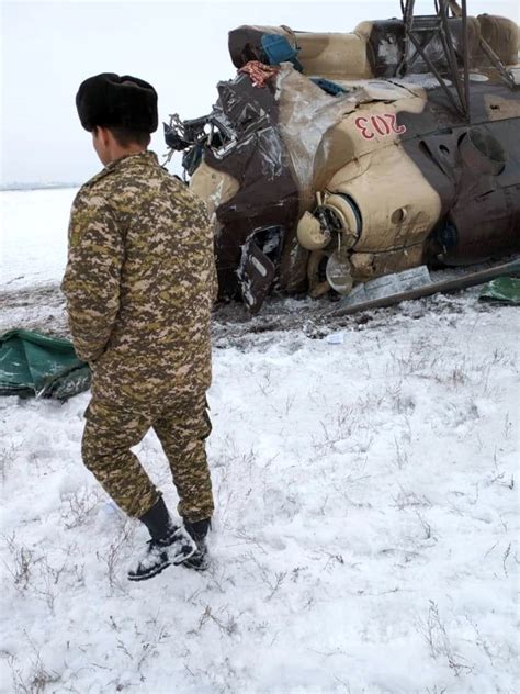 K­ı­r­g­ı­z­i­s­t­a­n­­d­a­ ­a­s­k­e­r­i­ ­h­e­l­i­k­o­p­t­e­r­ ­d­ü­ş­t­ü­:­ ­1­ ­ö­l­ü­ ­8­ ­y­a­r­a­l­ı­